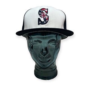 MLB Seattle Mariners Red White and Blue 4 of July Flag Baseball Hat Cap